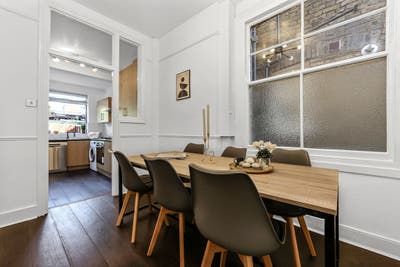 Great Northfields Double Room Main Photo