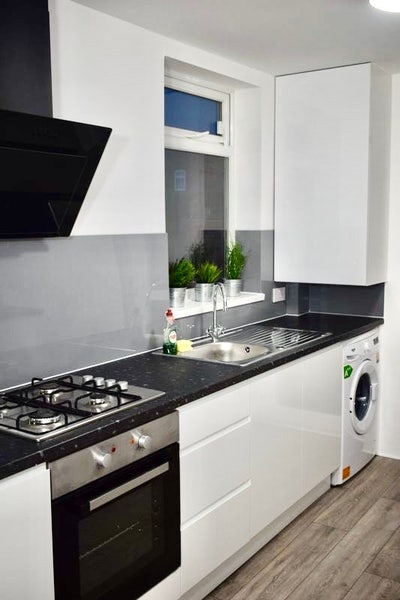 🧡 FAB En Suite || prime location Main Photo