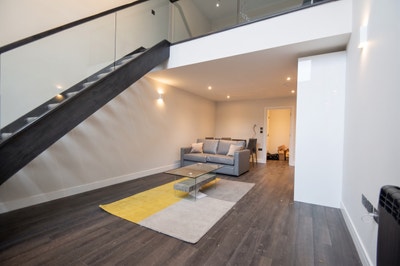 A stunning duplex property in NW2 Main Photo