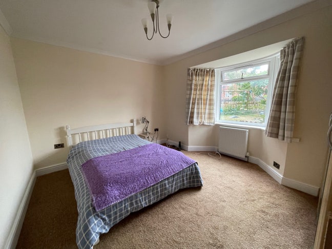 Large double room  Plymstock Mon-Fri Main Photo