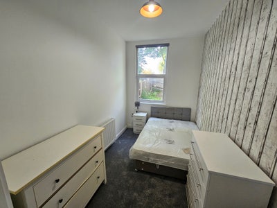 Double Rooms with en-suite Main Photo