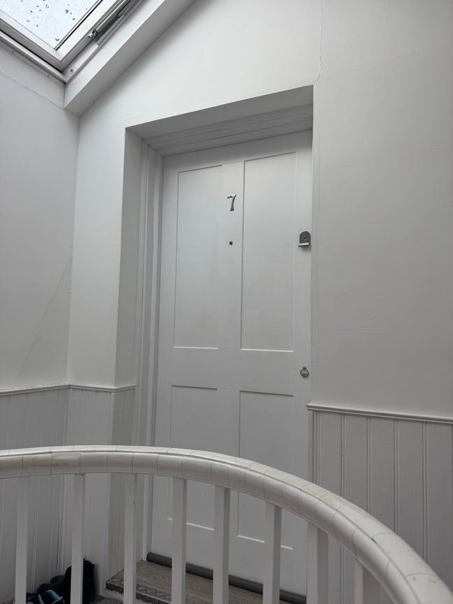 One-Bedroom Top-Floor Apartment Main Photo