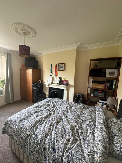 Double Room in Top Floor Flat, Clifton Main Photo