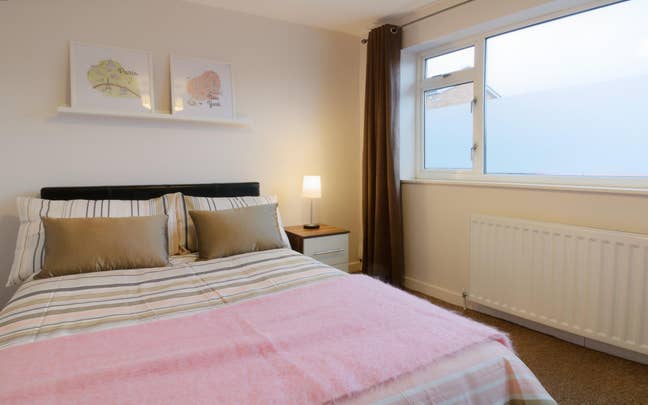Comfy double room in the town centre! 🏠 Main Photo