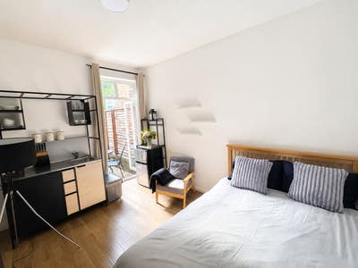 Beautiful Studio-Style Room with Private Garden | Main Photo