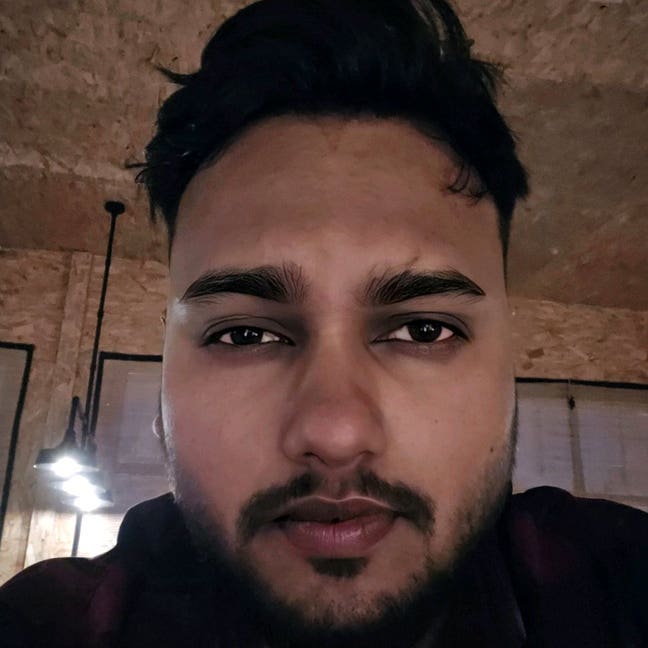 Professional working male looking for a room. Main Photo