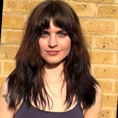 26F professional/creative looking for home in SE Main Photo