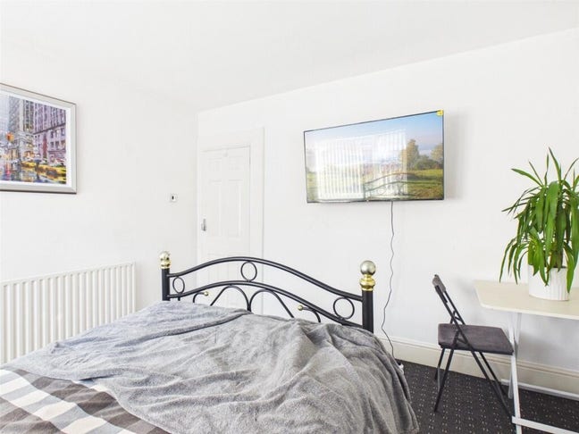 Luxury Double Rooms | Bills Included | Heanor Main Photo