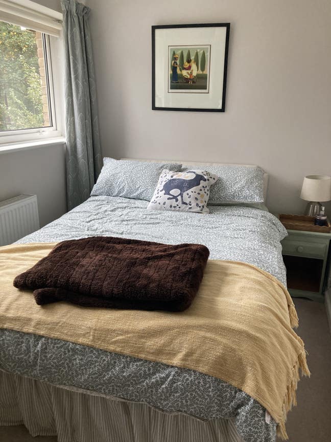 Small double room available  Main Photo