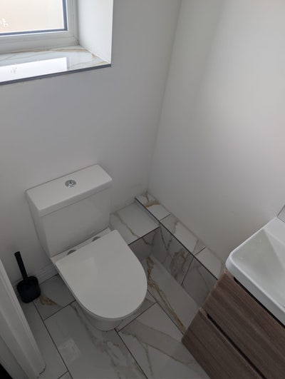 Studio Flat To Rent  Main Photo