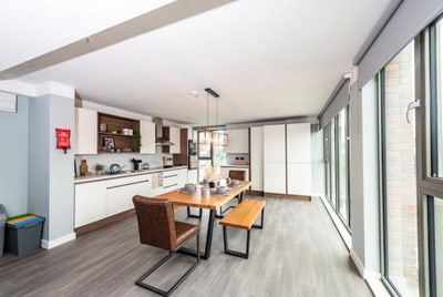 Nelson place student accommodation  Main Photo