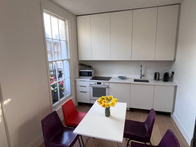(Mon-Fri) Light-filled 1-bed flat in Clerkenwell Main Photo