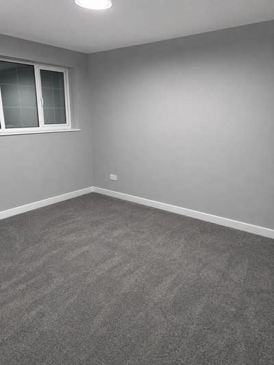 Double bedroom - no living room or kitchen Main Photo