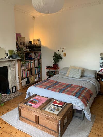 Large room in beautiful Nunhead home! Main Photo