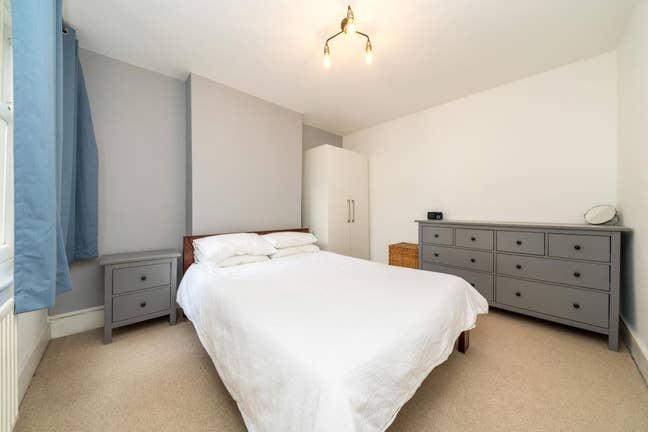 Quiet Double Room in 2-Bed Garden Flat in Tooting Main Photo