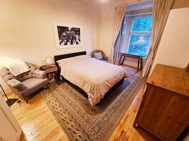 Room in St Johns Wood Main Photo