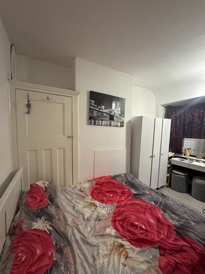 Double room for rent Main Photo