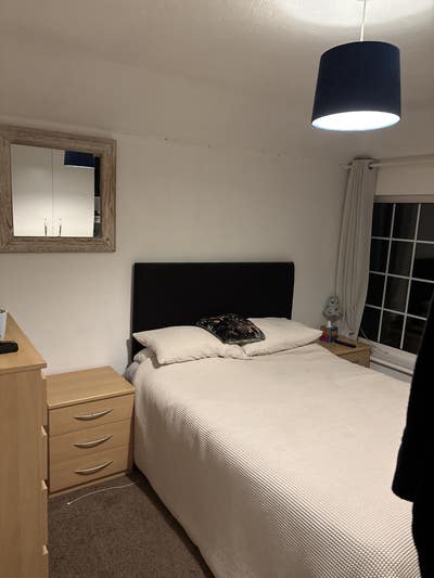 1 furnished double room in clean quite house  Main Photo