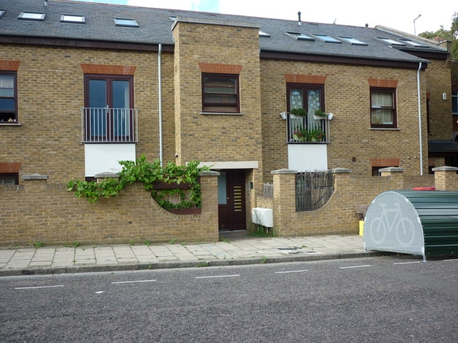 2 Bed Flat, Chelmer Road, E9  Main Photo