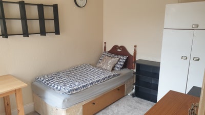 Single Room in Rugby – &pound;400 Main Photo