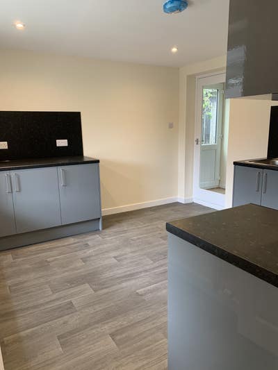 2 bedroom house for rent  Main Photo