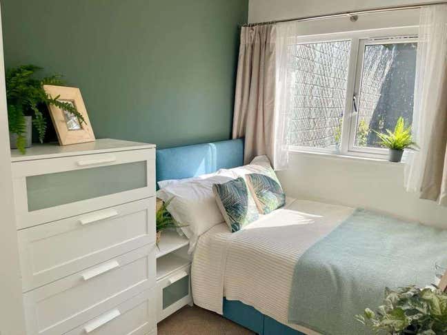 Luxurious Double Room with En-suite 50CS Main Photo