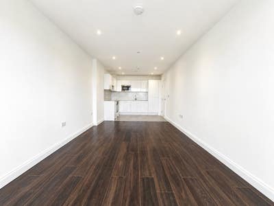 Beautiful 2 bedroom in watford Main Photo