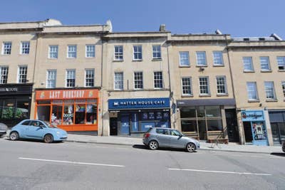 🏡 Room available on Park Street, Bills included! Main Photo