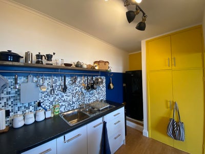 Beautiful, fully-furnished, seafront 1 bed flat  Main Photo