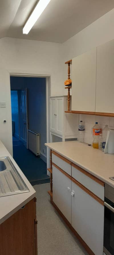 2 Bedroom House available for rent in DA8 Main Photo