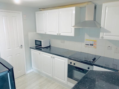 🏡Modern 1 Bedroom flat 📍RG1 prime📍 Main Photo