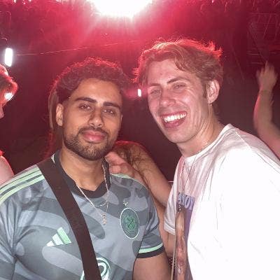2 mates looking for a third house mate to join us Main Photo