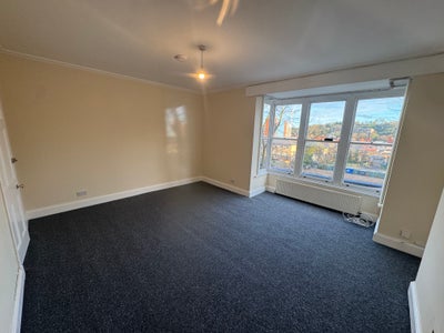 One Exceptionally Large Bedroom To Let - Bills Inc Main Photo