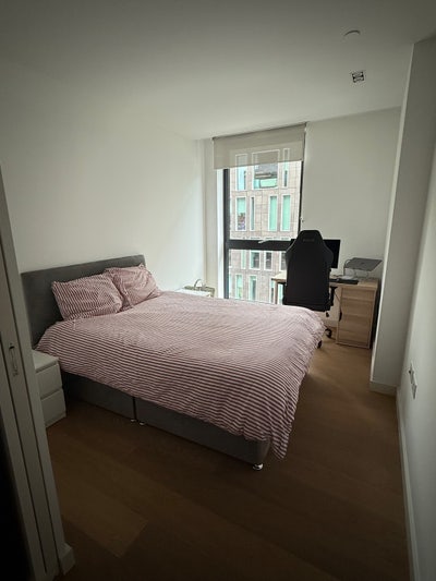 Large en-suite bedroom for rent in Kings-Cross🏡🏠 Main Photo