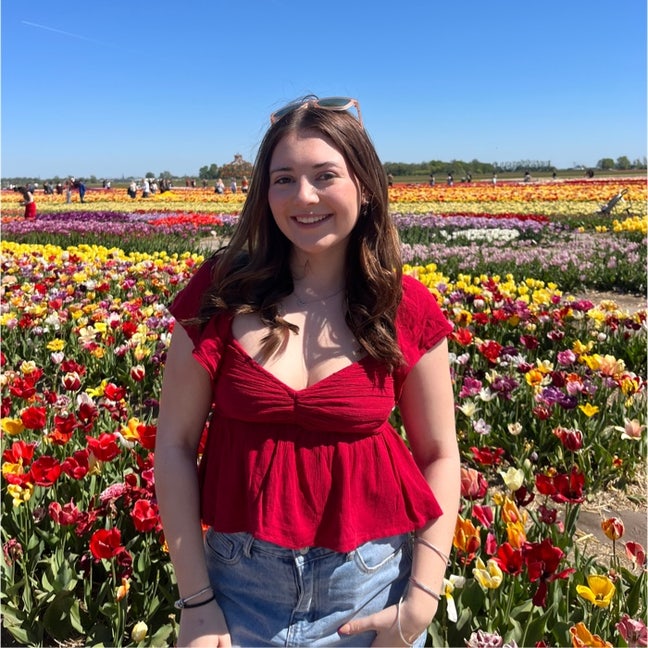 Professional Female seeks a double room Main Photo
