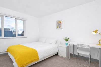 Double Ensuite Room -Bills & Wifi included Main Photo