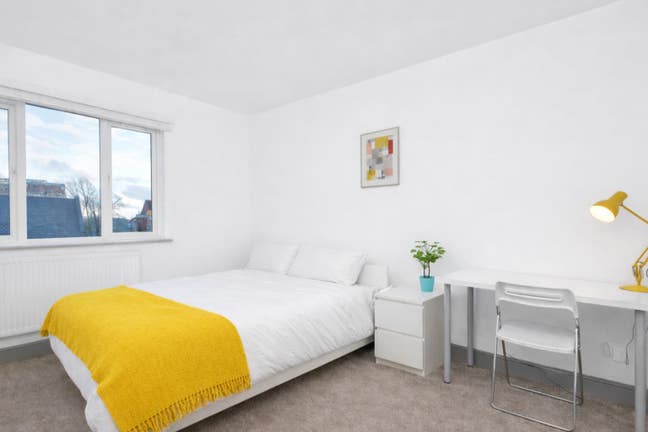 Double Ensuite Room -Bills & Wifi included Main Photo