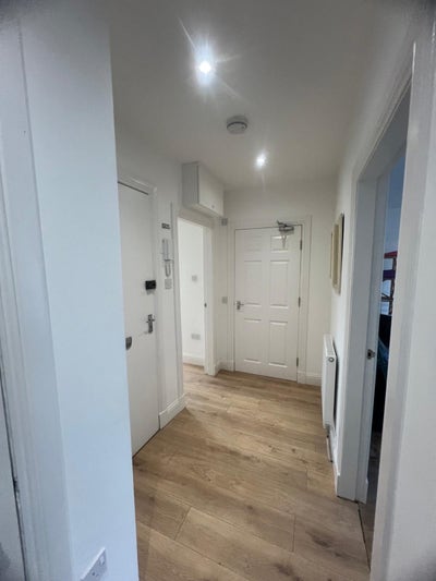 2-Bed, Fully Furnished, 1st floor flat on Union Pl Main Photo