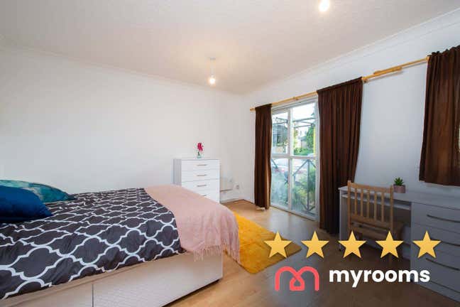 🏡 SPACIOUS Room in New Cross Gate Main Photo