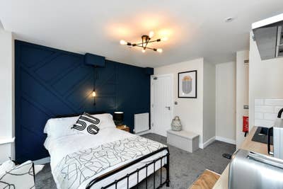 Modern Studio, NG4, Nottingham Main Photo