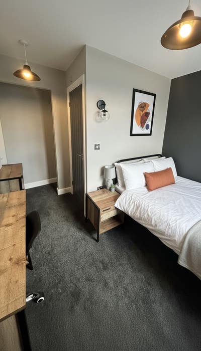 Modern En-suite Double Room, NG9, Stapleford Main Photo