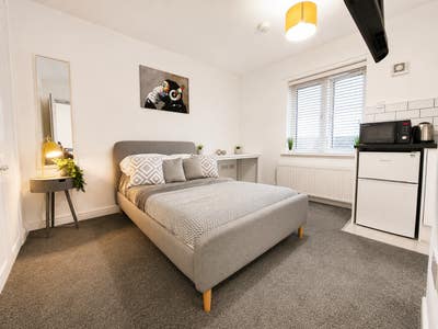 Studio Room In Hampton Hargate Main Photo