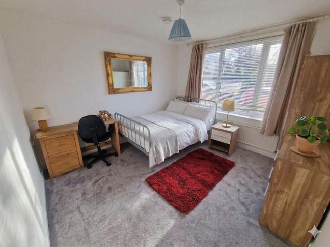 2 Spacious Rooms on Ferndale Rise, CB5 (5FR) Main Photo