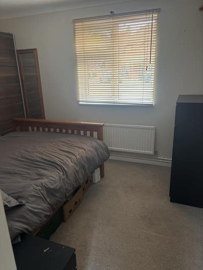 Double bedroom Mon-Fri Giffard Park Main Photo