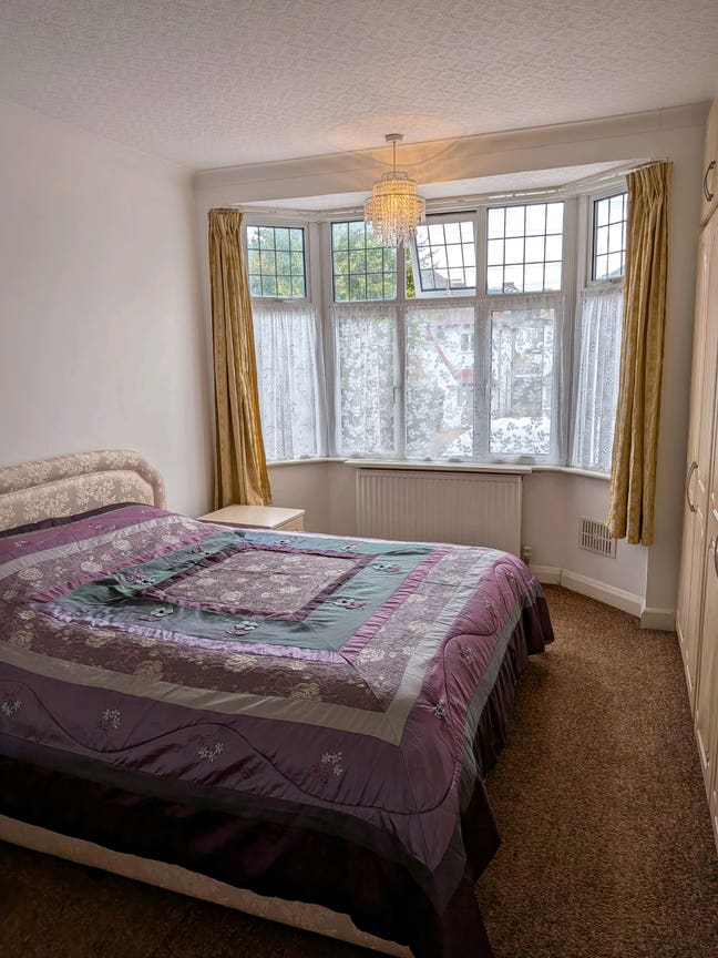 Luxury Super-Kingsize Room, Vegetarian, Female Main Photo