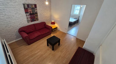 Studio-Style Apartment - Couples Welcome ALL BILLS Main Photo
