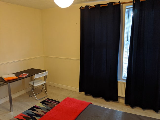 Spacious double rooms near Medway Hospital Main Photo