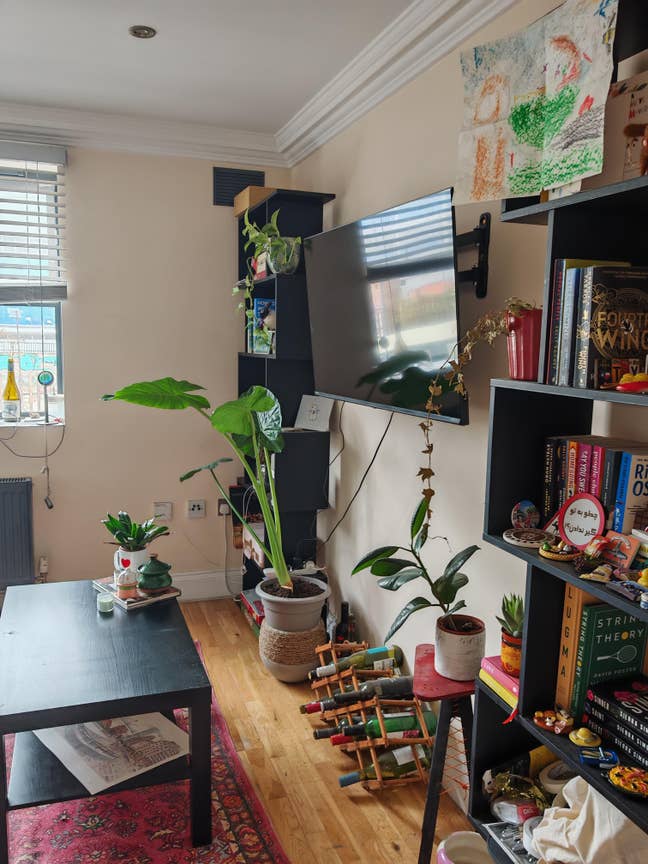 Bright room in Haringey flatshare - 900&pound; ppm Main Photo