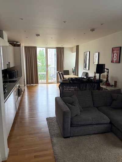 En suite room in East Village - Bills inc Main Photo
