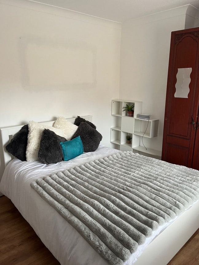Large room walking dist. northern and Jubilee Line Main Photo